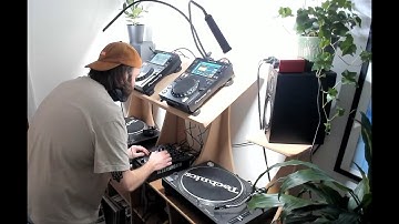 Pumpin house and techno mix (30 Jan 2025)