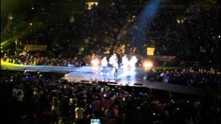 SNSD Girls Generation - Genie & Super Junior - Sorry Sorry Live Perfomance In New York!