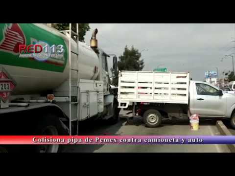 VIDEO Colisiona pipa de Pemex contra camioneta y auto; una pipa de agua está involucrada