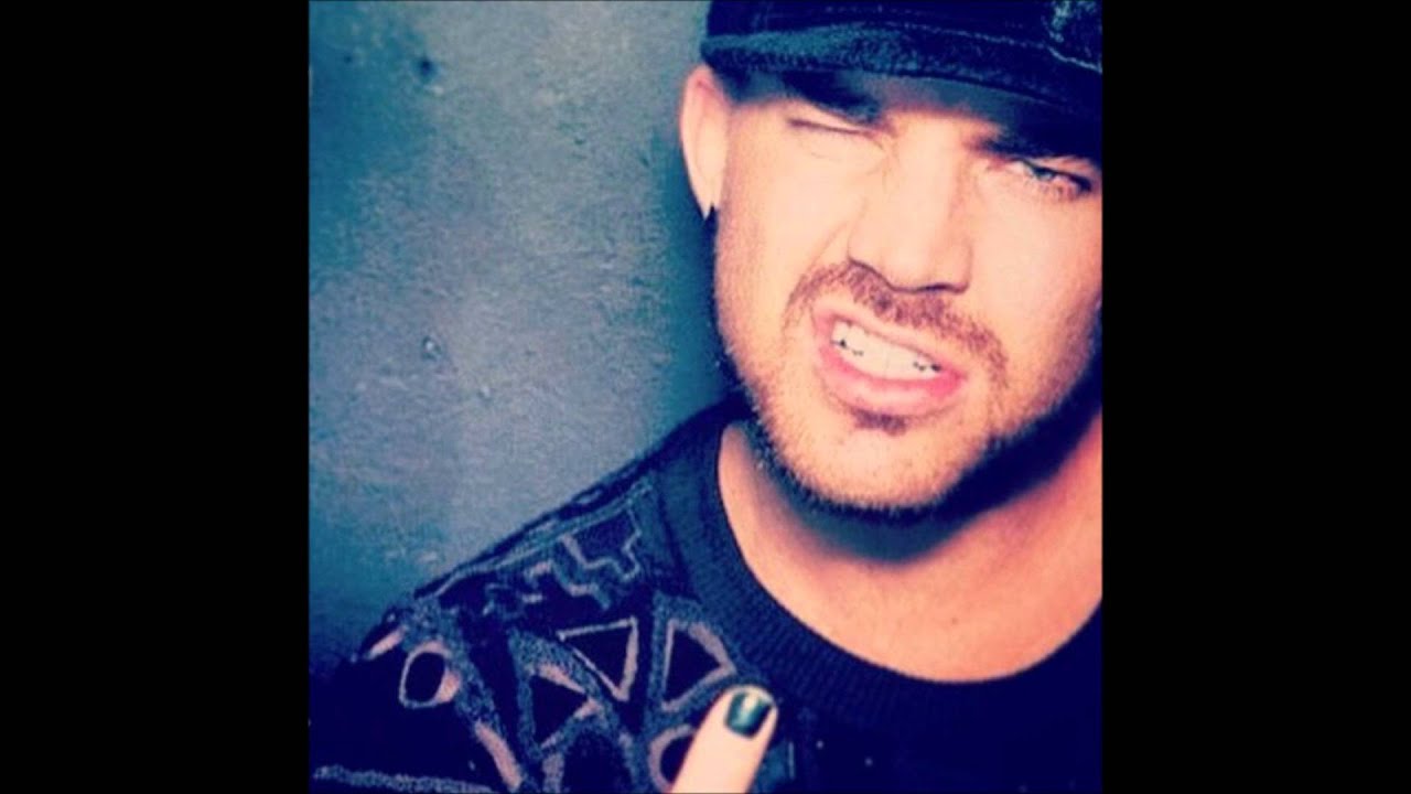 (Audio) Adam Lambert I...