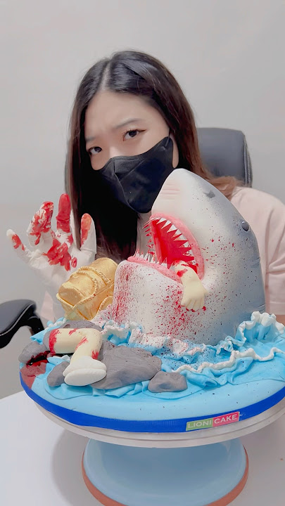 The cake is so scary! #cake #cakedecorating #birthdaycake #lionicake