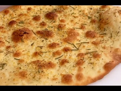 Итальянская фокачча с чесноком и розмарином рецепт  #Shorts