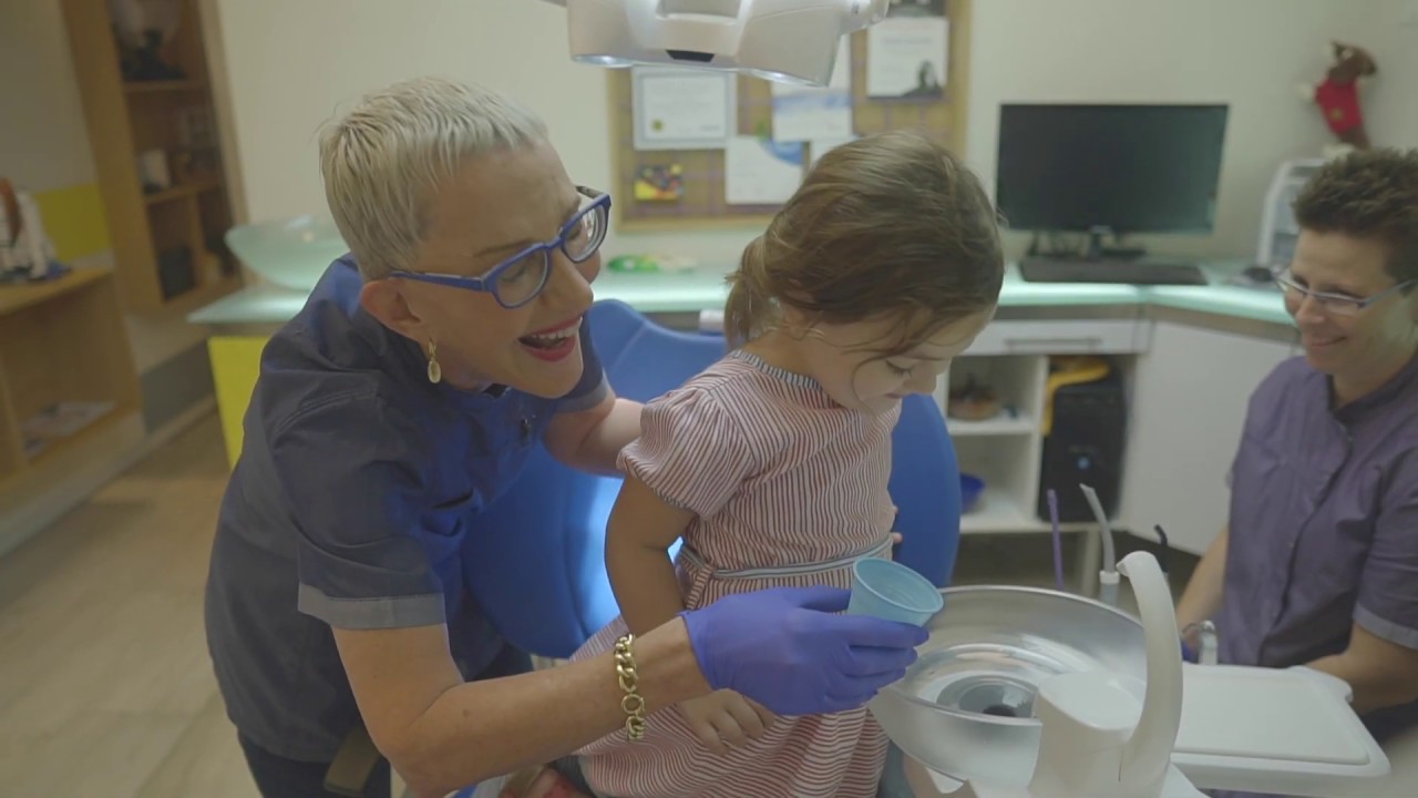 טיפול בילדה במרפאת ד