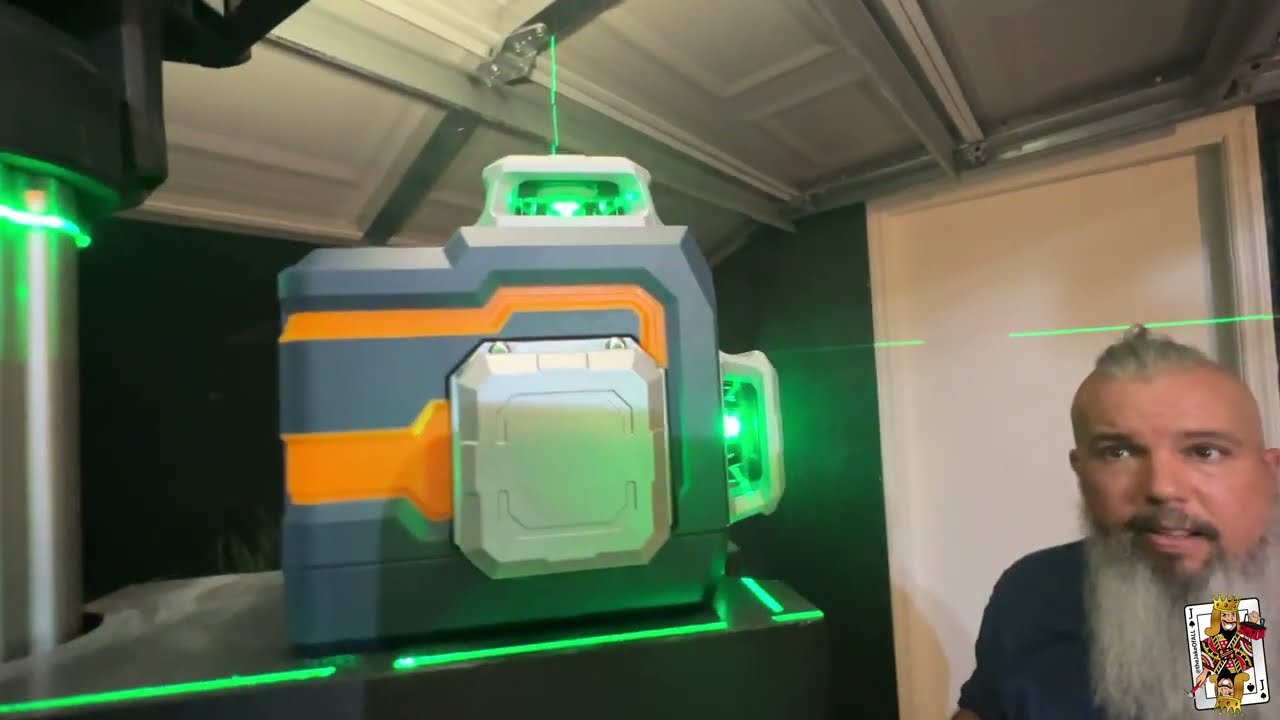 TWAT: CIGMAN CM-S01 12 Lines Laser Level With APP Control - YouTube