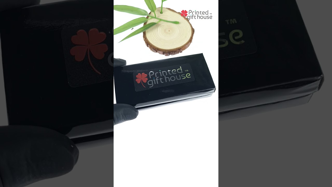 Dad Rocks Photo Keyring: A Personalized Tribute to the Best Dad Ever!