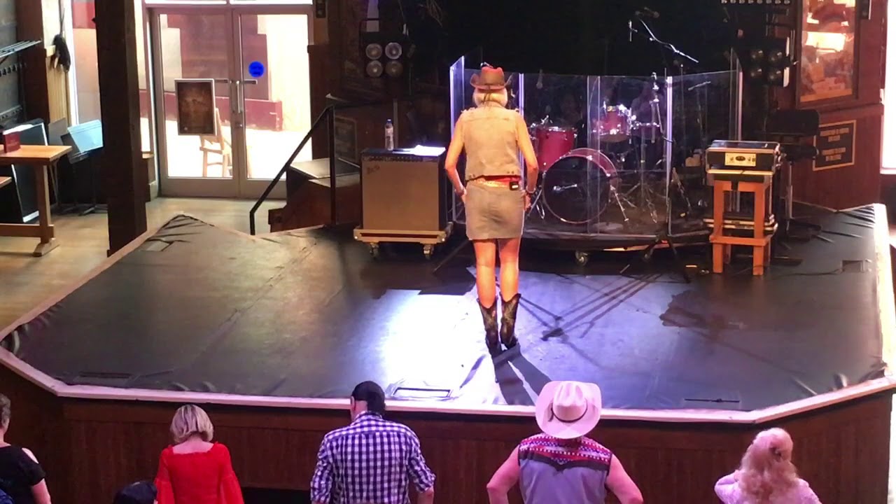 Whole Again Line Dance / Marijana Billy Bob’s 06/05/2018 YouTube