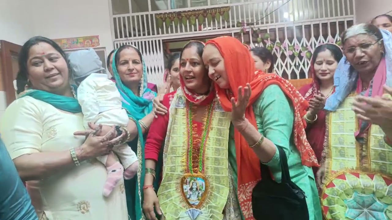 झज्जर चुंगी पर पोता होने की खुशी मे पार्टी का जोरदार स्वागत धमाकेदार वीडियोM-9518130991🙏🌹👍🌷👌🌹#like