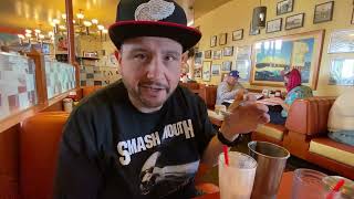 The Oldest Bob's Big Boy Restaurant in the World! Burbank Big Boy!!!