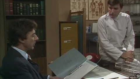 Prisoner Cell Block H ep0310 (with Commentery) Part 4