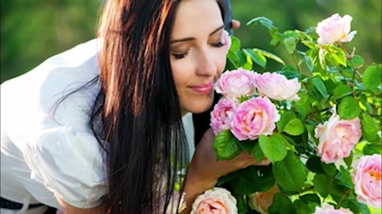 фотосессия с розами. девчонки девчоночки вы цветите как розочки. красивая девушка с красными розами. полина ланская. фотосессия с цветами.