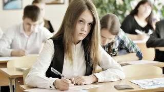 В классе 8 отличников, 12 хорошистов и 5 троечников Отличник может получить за ответ у доски В классе 8 отличников, 12 хорошистов и 5 троечников Отличник может получить за ответ у доски