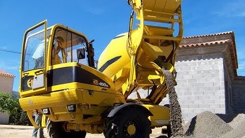 Бетоносмеситель Fiori. Демонстрация работы.