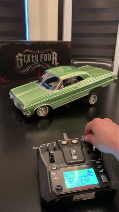 Redcat Racing 1964 Chevy Impala Lowrider RC