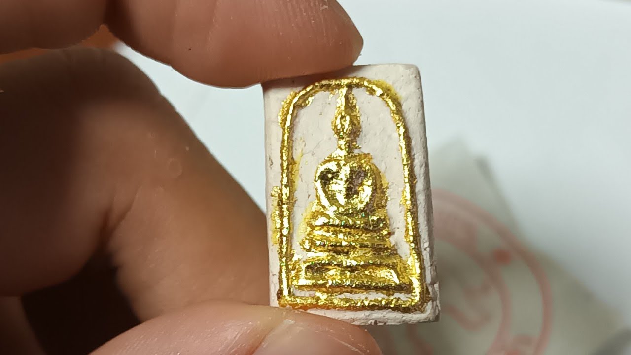 Thai Amulets gilded in gold. Phra Somdej & Buddha. พระสมเด็จปิดทอง