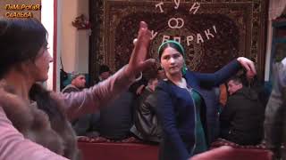 Красивый таджикский танец/ракси помери/Pamir dance, таджикская свадьба 2018) Красивый таджикский танец/ракси помери/Pamir dance, таджикская свадьба 2018)