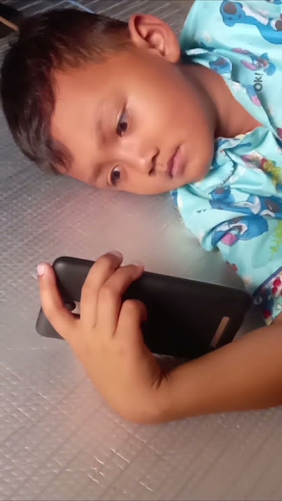 odoy main hp sampai melotot...😳 #odoy #main #handphone #nonton #shorts #bocil #bocilkematian