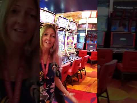 High 5 Social Casino No Deposit Bonus of 2 MM coins and more! #shorts