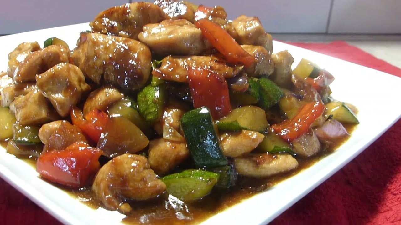 Stir Fried Chicken Breast With Zucchini Asian Style