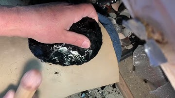 Black obsidian blade / direct percussion / indirect percussion / flint knapping