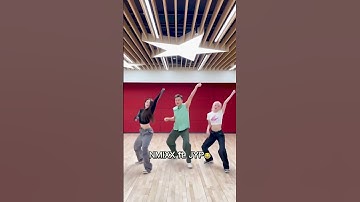 JYP, Lily & Kyujin love me like this challenge 😂 #kpop #nmixx #jyp #shorts