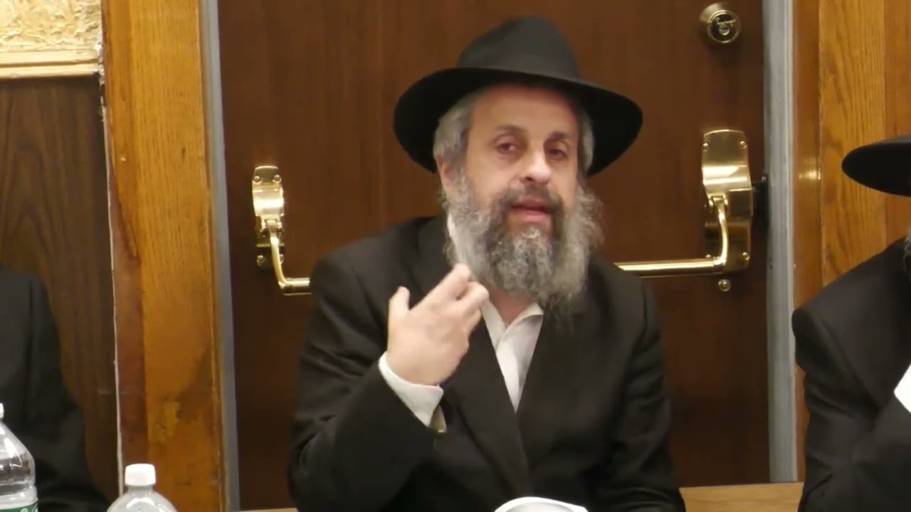 R' Yossi Harlig: When the Rebbe looked for me on Erev Shabbos to give me Tzedaka
