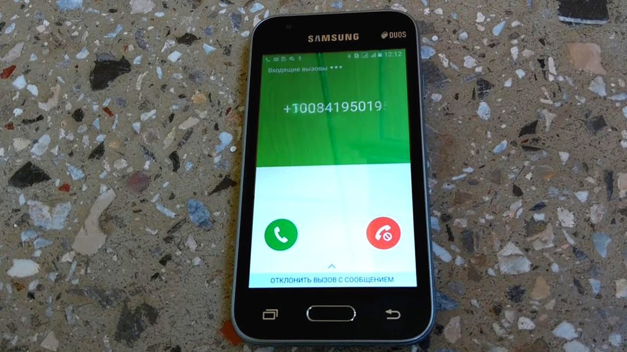 Фотография на весь экран на вызов. Экран вызова самсунг. Samsung Galaxy j1 Mini звонок. Samsung Galaxy s3 Mini incoming Call. Самсунг звонок экран.