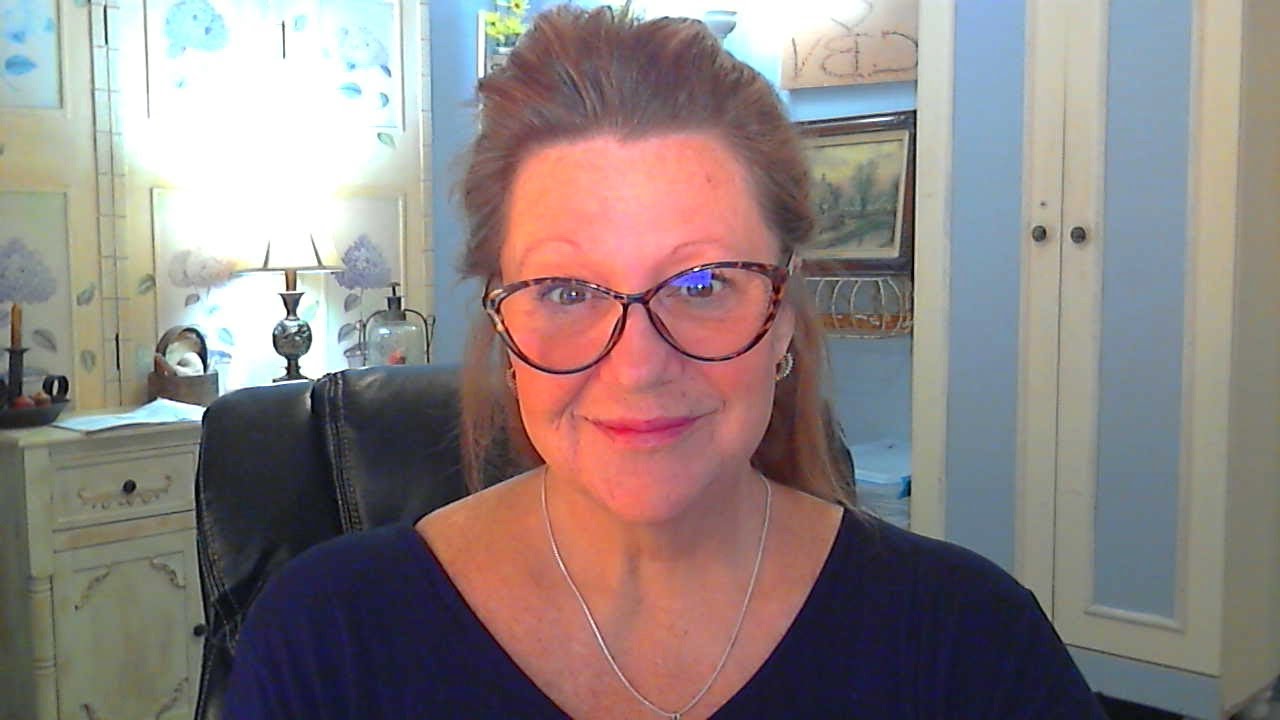 Candles By Victoria 1st video 2021