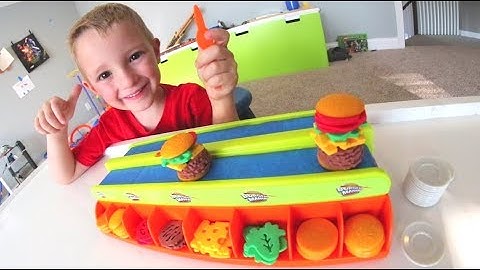 FATHER SON BURGER MANIA!!! / Make Tiny Burgers!