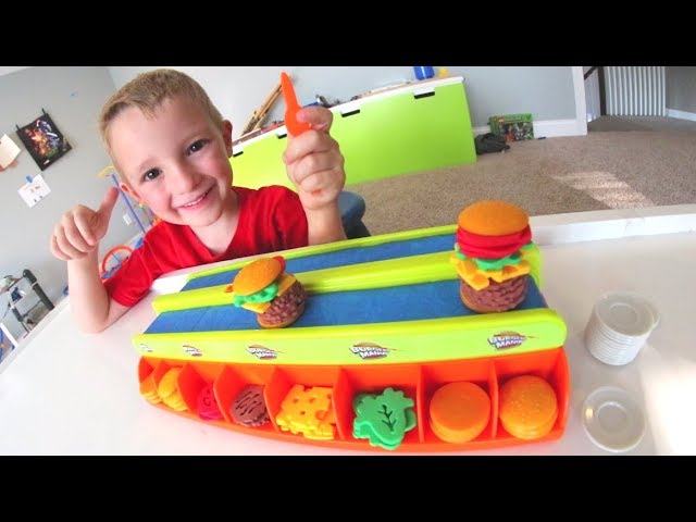 BURGER MANIA BOARD GAME with Ryan ToysReview 