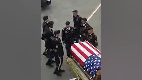 Angel flight for WO1 Shawn Thomas, U.S. Army Speci...