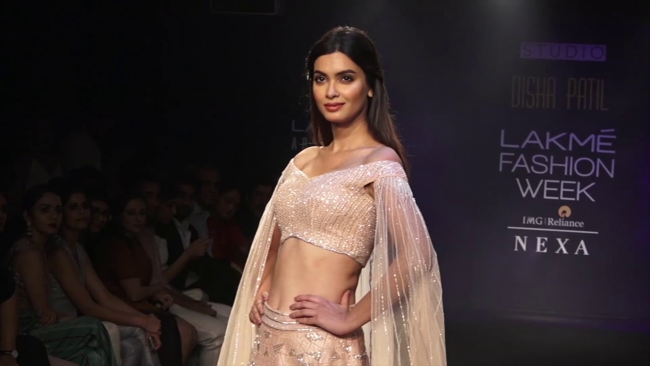 Diana Penty,Lisa Hayden & Sonu Sood Ramp Walk at Lakme Fashion Show  20181