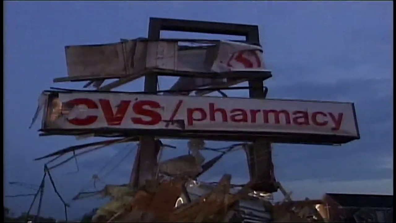 EF 5 tornado hits La Plata, Maryland on April 28, 2002 YouTube