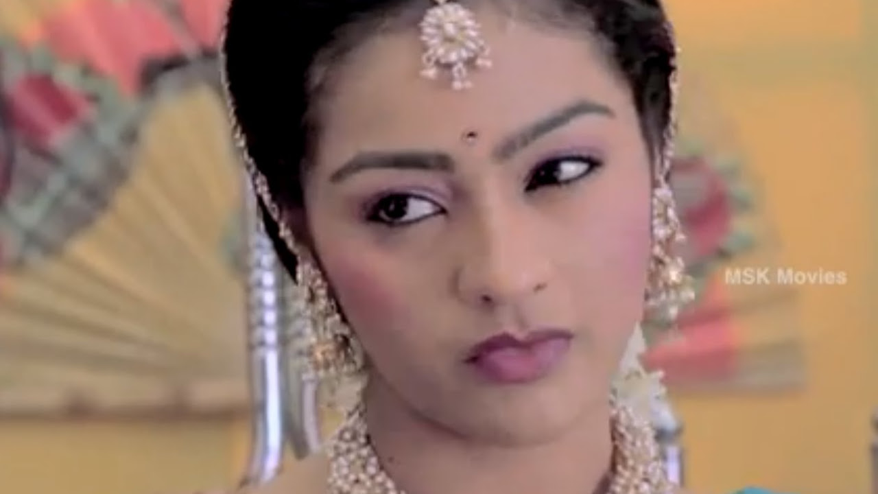 Naduvula Konjam Pakkatha Kaanom 2012 Tamil Movie Part 11   Vijay Sethupathi Gayathrii
