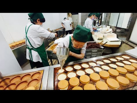 熊本で『匠の技』回転焼きの作り方！蜂楽饅頭 熊本上通店Japanese Kumamoto craftsman