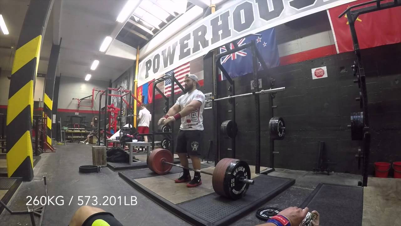 Brett Gibbs - 300kg Deadlifts/work out at Powerhouse Gym