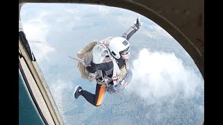 Прыжок с парашютом в Волосово 2 октября 2022, 1200 метров