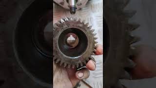 ISUZU 6HKI diesel high pressure pump installation.