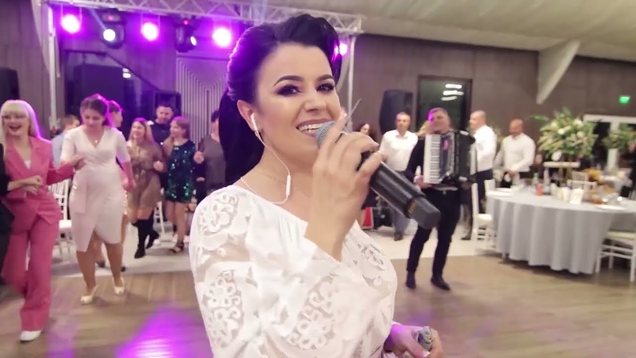 Mariana Palavu -NOU—2—           Nunta Madalin si Adelina colaj hore