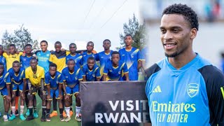 ARSENAL DEFENDER JURRIEN TIMBER  VISITED U-20 CHILDREN PLAYING SOCCER.HE GOT IMPRESSED