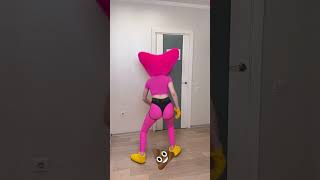 Kissy Missy Jumps In Poop Portal