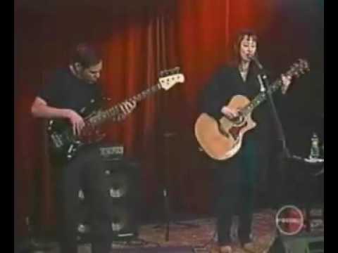 Suzanne Vega - Last Years Troubles: The Story Behi...