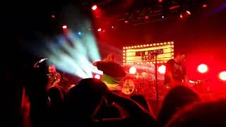 NEW FOUND GLORY - LISTEN TO YOUR FRIENDS LIVE IN MONTREAL 2019-11-14