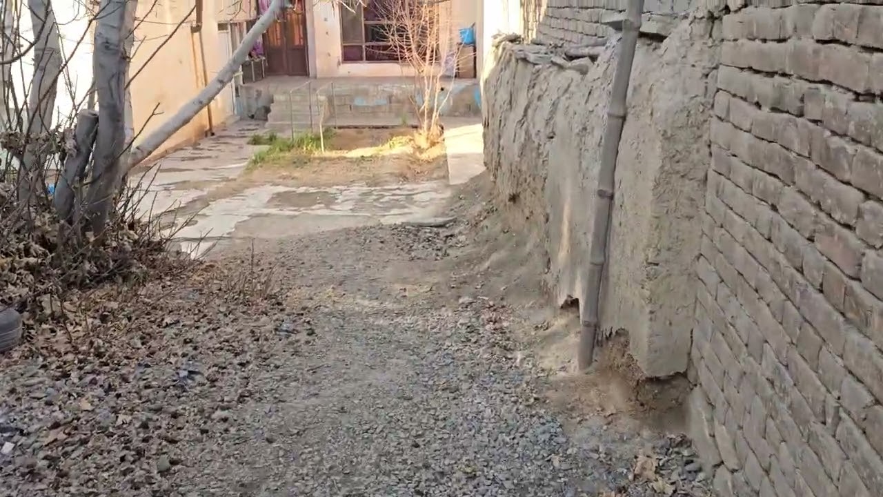 حویلی فروشی آذرس: ناحیه ششم کابل کوچه حمام نزدیک مدرسه تقدسی تماس: وتساپ. ۰۷۷۷۷۱۲۳۰۰