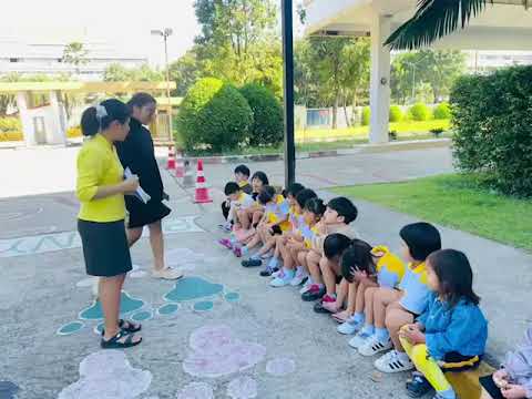 เด็กอนุบาลไทยเรียนภาษาจีนในช่วงเทศกาลลอยกระทง 泰国幼儿园小朋友学习汉语水灯节