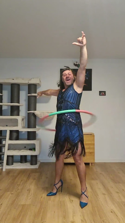 #danielmiddel #dance #hulahoopartist #dancer #hulahoopfitness #diva #enjoylife #fun