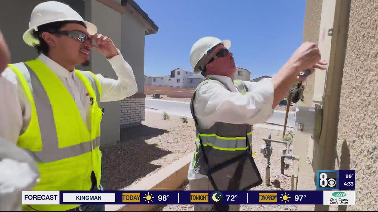 Construction worker shortage tackled by internship program - YouTube