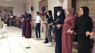 kardeşler düğün de nasıl oynadilar bakın