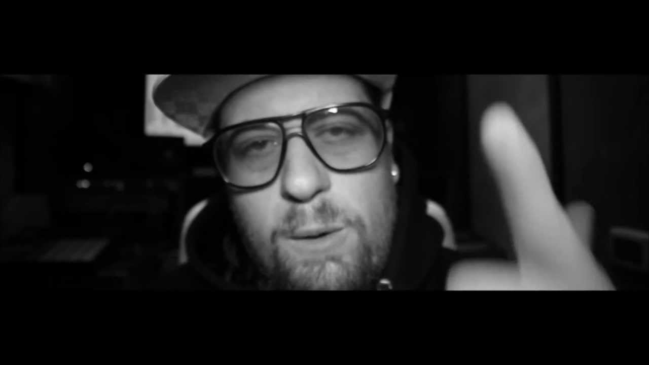 Scream - "La mia favola" (Pizza Connection - VIDEOCLIP UFFICIALE FULL HD) adlı videoyu YouTube'da izle Scream - "La mia favola" (Pizza Connection - VIDEOCLIP UFFICIALE FULL HD) adlı videoyu YouTube'da izle