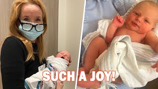 Famous Lea Thompson Reveals Heartwarming Post After Becoming Grandmother Net Worth