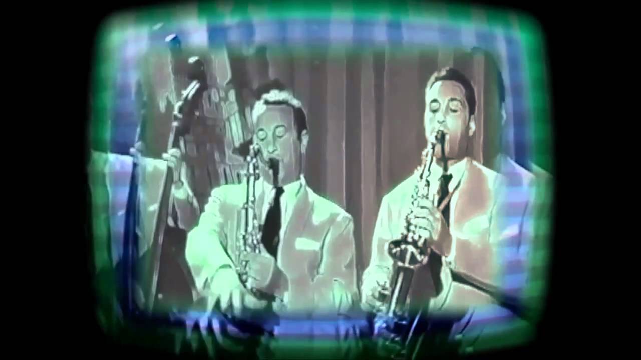 Yolanda Be Cool - We No Speak Americano - LIVE at Surrender - Sat Jan 29